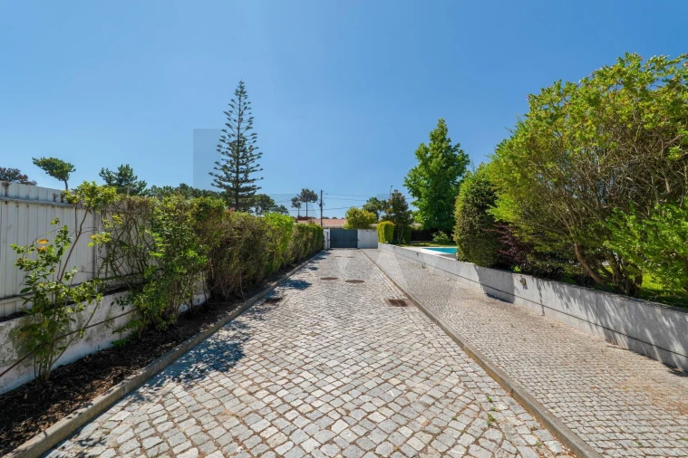 Moradia T6 para Venda em Corroios Foto 59