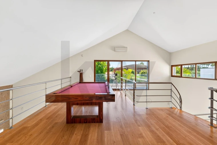 Moradia T6 para Venda em Corroios Foto 47