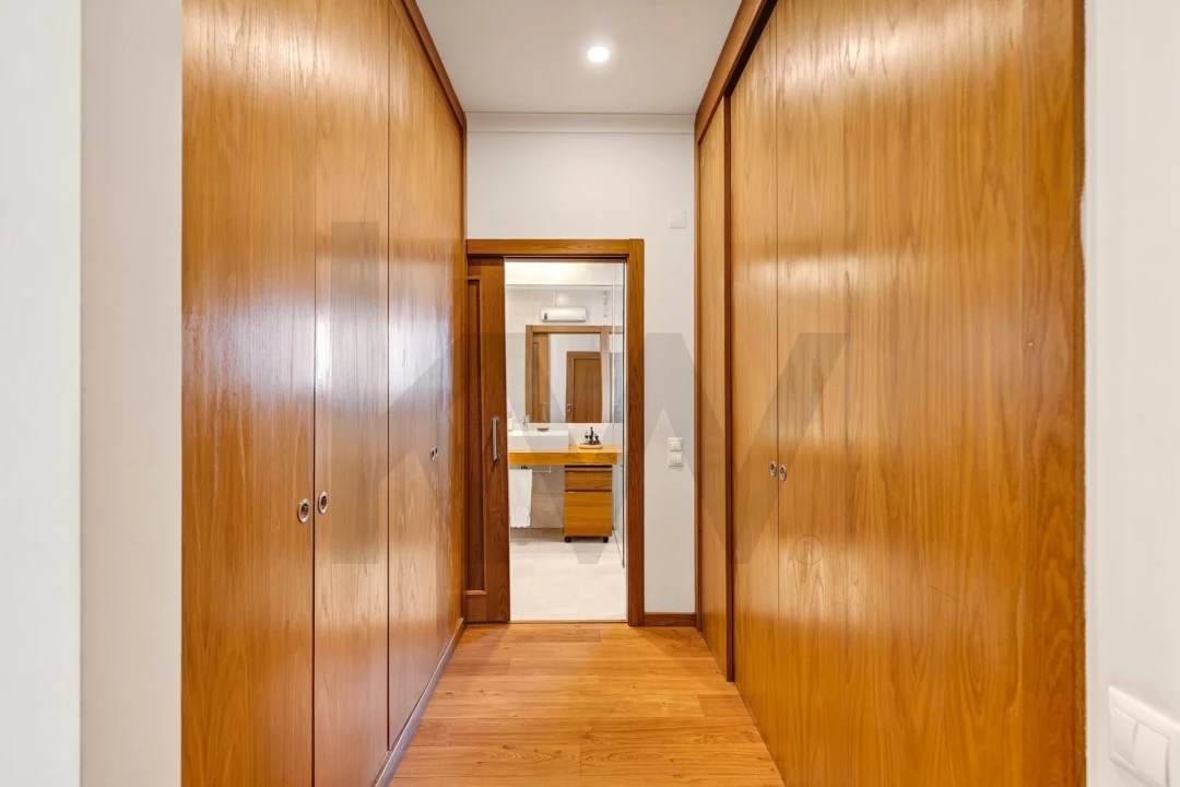 Moradia T6 para Venda em Corroios Foto 37