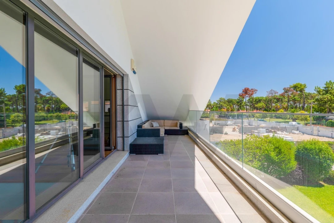 Moradia T6 para Venda em Corroios Foto 45