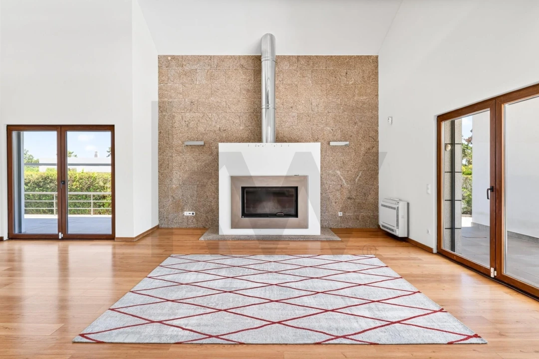 Moradia T6 para Venda em Corroios Foto 20