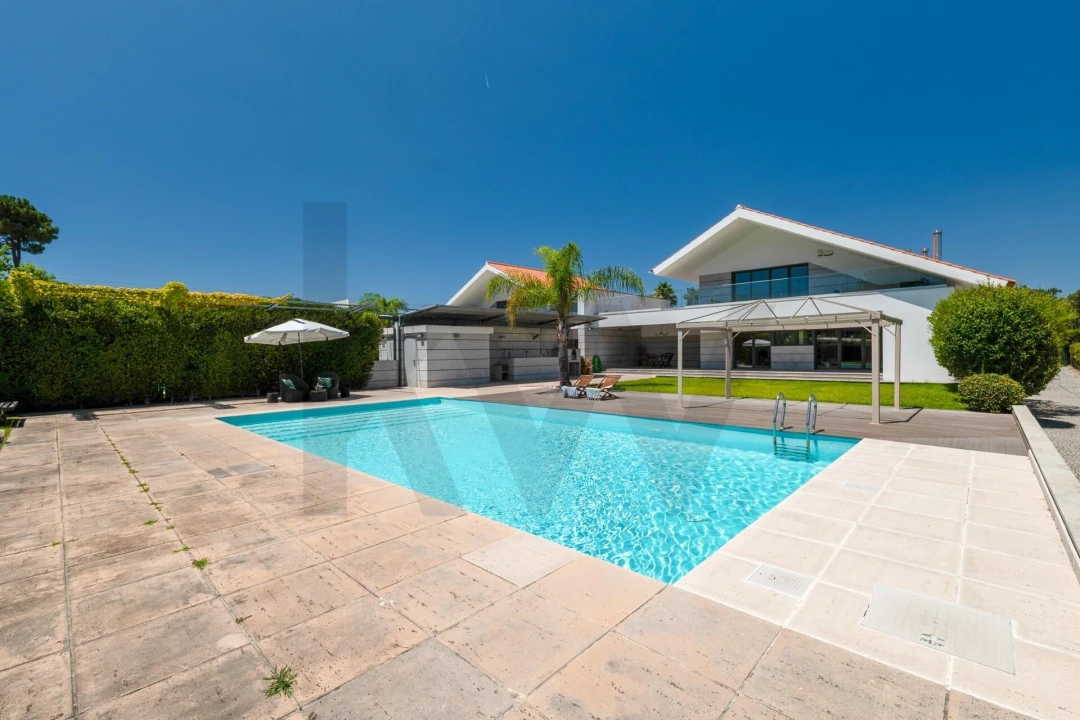 Moradia T6 para Venda em Corroios Foto 2