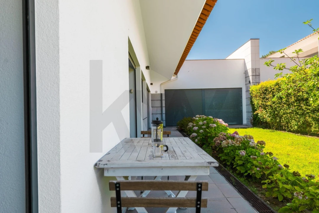 Moradia T6 para Venda em Corroios Foto 68