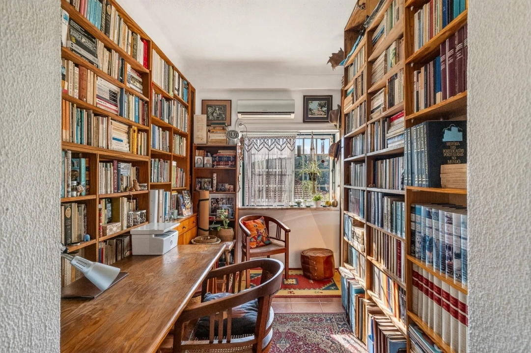 Moradia T4 para Venda em Campolide Foto 22