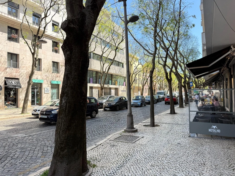 Apartamento T1 para Arrendamento em Campo de Ourique Foto 26