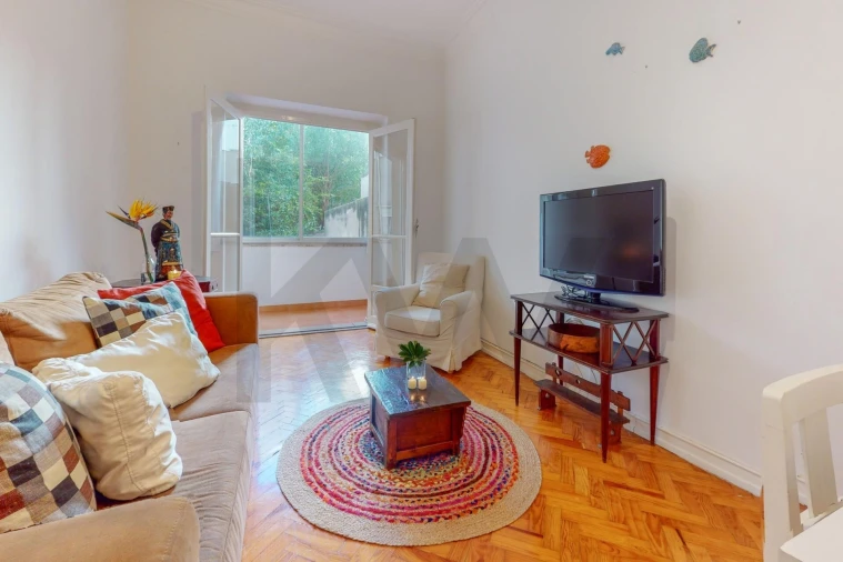 Apartamento T2 para Arrendamento em Campo de Ourique Foto 20