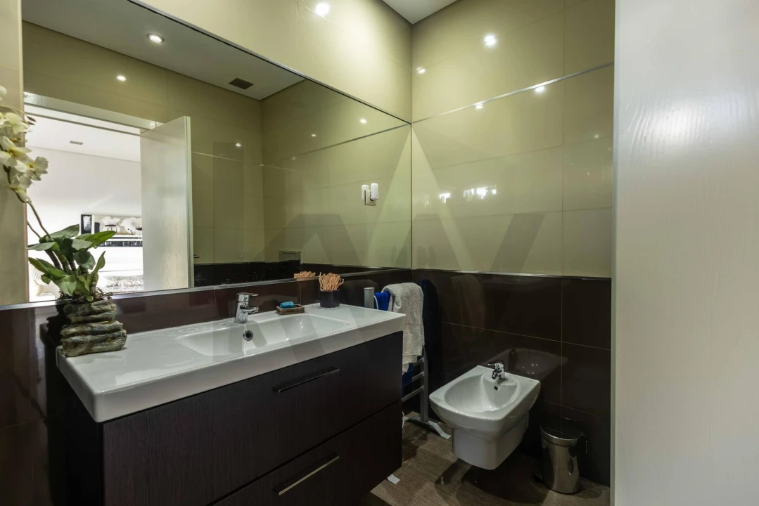 Moradia T4 para Venda em Vilarandelo Foto 23