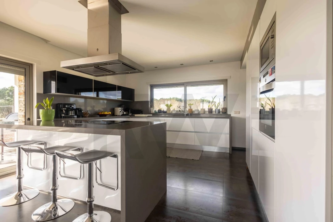 Moradia T4 para Venda em Vilarandelo Foto 12