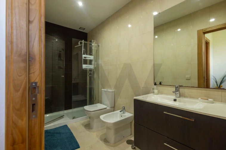 Moradia T4 para Venda em Vilarandelo Foto 35