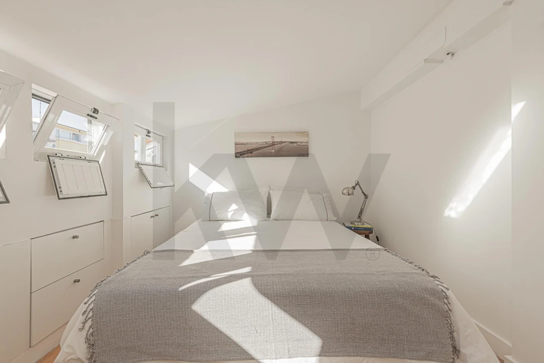 Apartamento T1 para Arrendamento em Santo António Foto 13