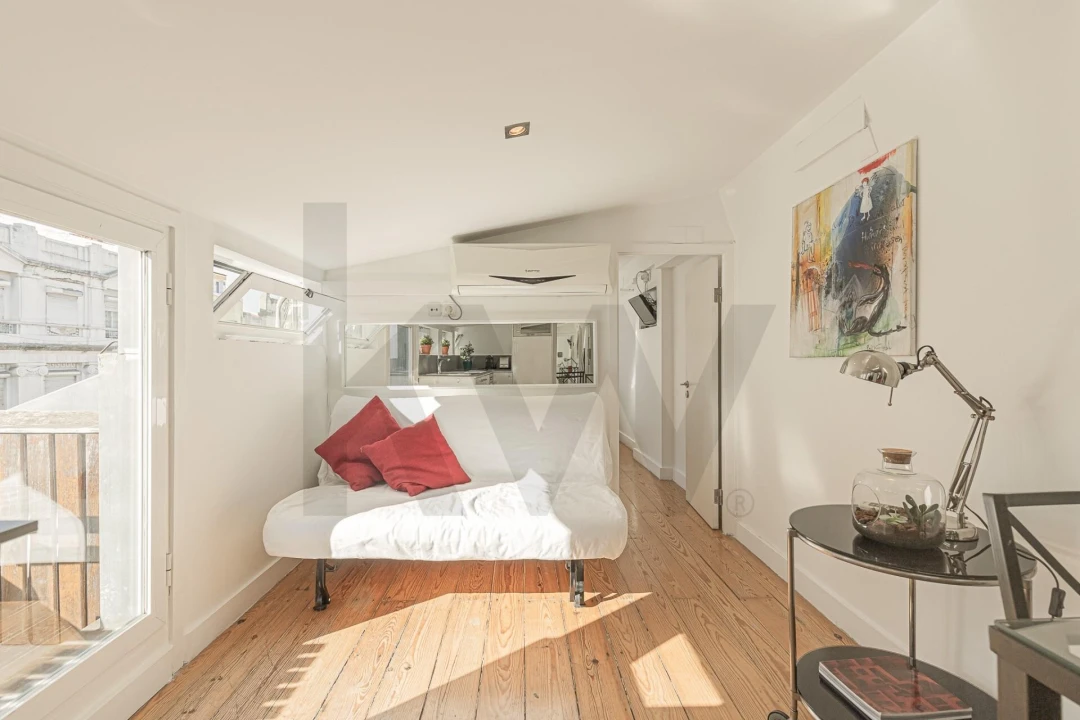 Apartamento T1 para Arrendamento em Santo António Foto 3