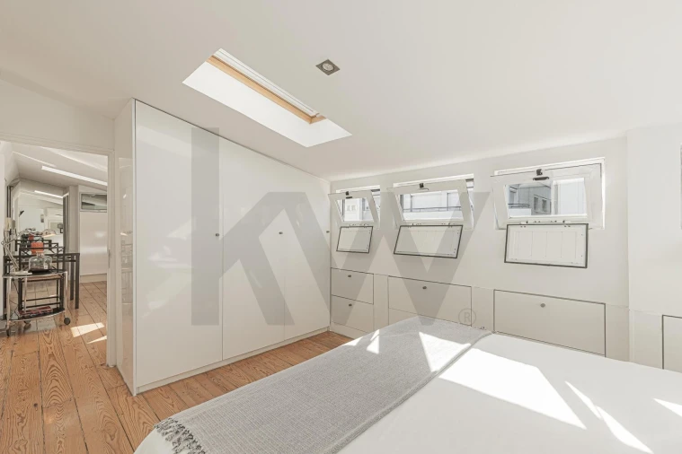 Apartamento T1 para Arrendamento em Santo António Foto 11