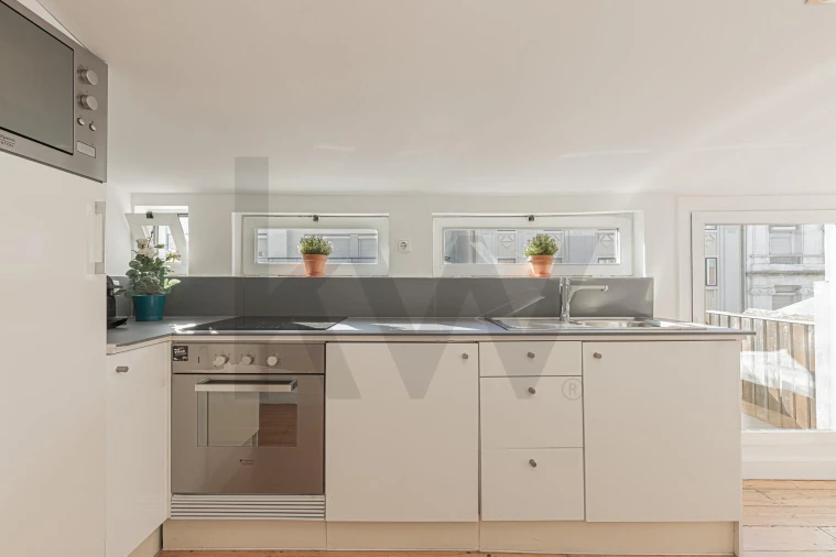 Apartamento T1 para Arrendamento em Santo António Foto 9