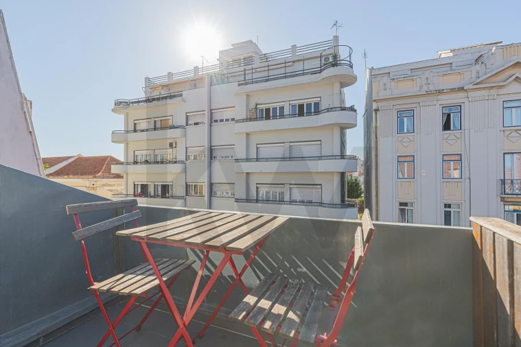 Apartamento T1 para Arrendamento em Santo António Foto 8