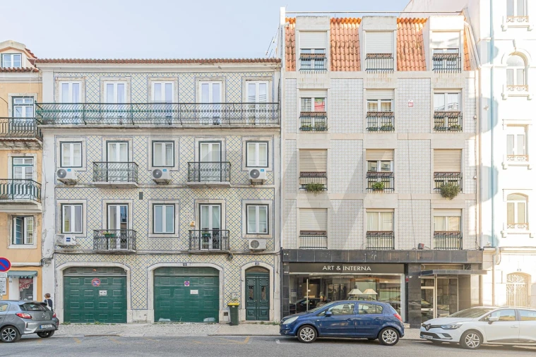 Apartamento T1 para Arrendamento em Santo António Foto 22