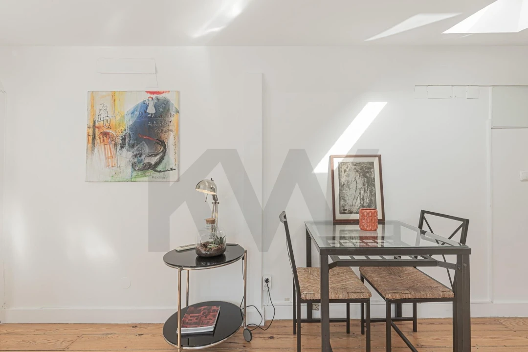 Apartamento T1 para Arrendamento em Santo António Foto 10