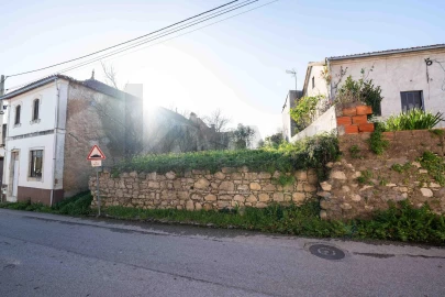 Terreno para Venda em Casal Comba