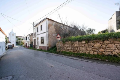 Terreno para Venda em Casal Comba