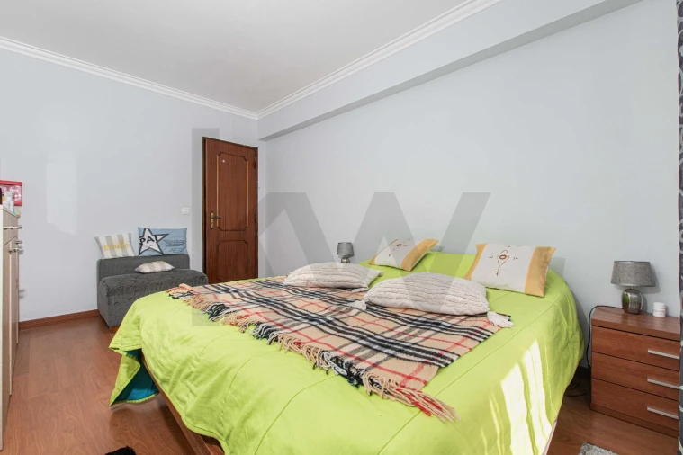 Apartamento T2 para Venda em Odivelas Foto 14