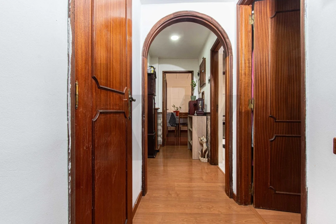 Apartamento T2 para Venda em Odivelas Foto 8