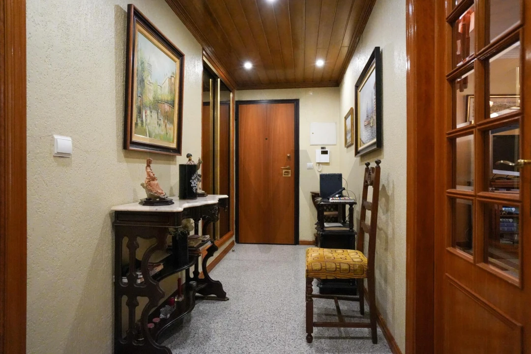 Apartamento T3 para Venda em Charneca de Caparica e Sobreda Foto 31