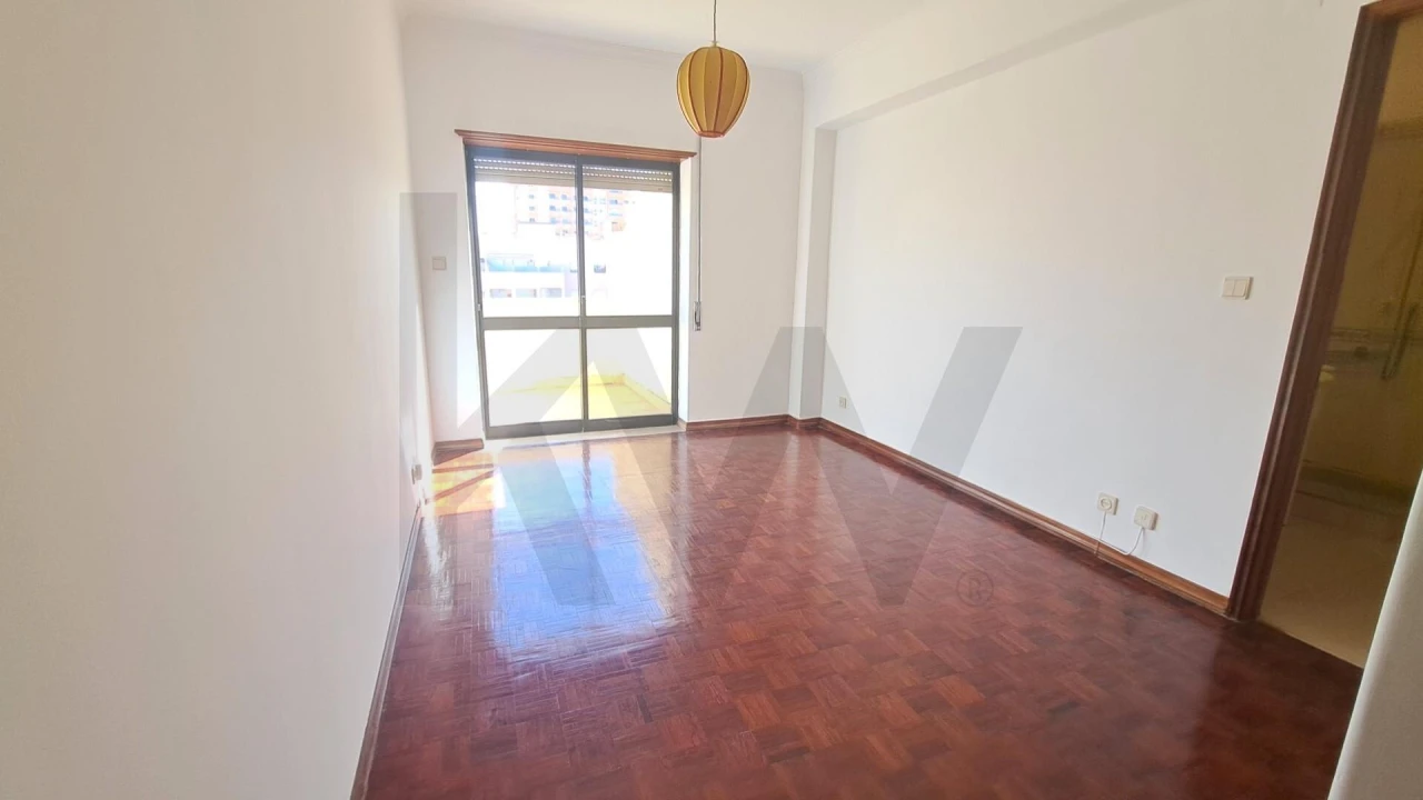 Apartamento T3 para Arrendamento em Cascais e Estoril Foto 4