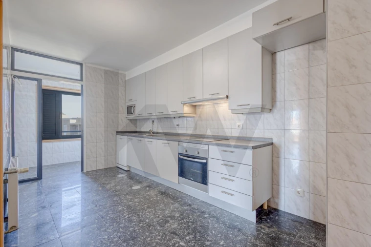 Apartamento T3 para Venda em Santa Marinha e São Pedro da Afurada Foto 9