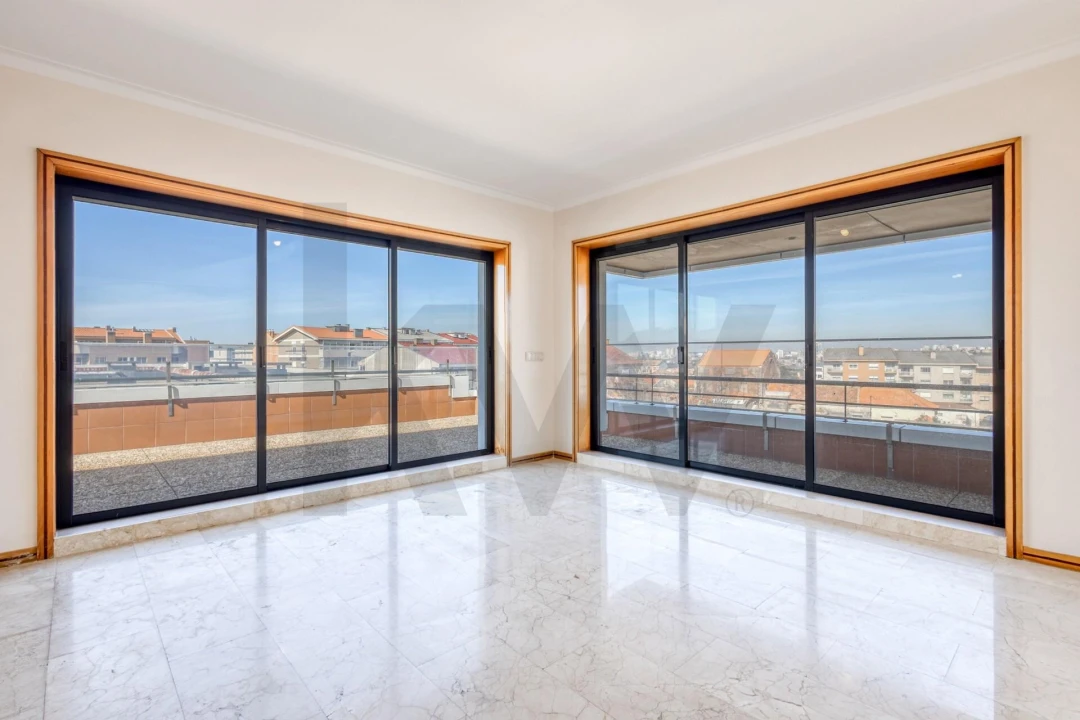 Apartamento T3 para Venda em Santa Marinha e São Pedro da Afurada Foto 4