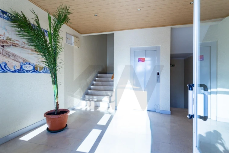 Apartamento T2 para Venda em Salvaterra de Magos e Foros de Salvaterra Foto 32