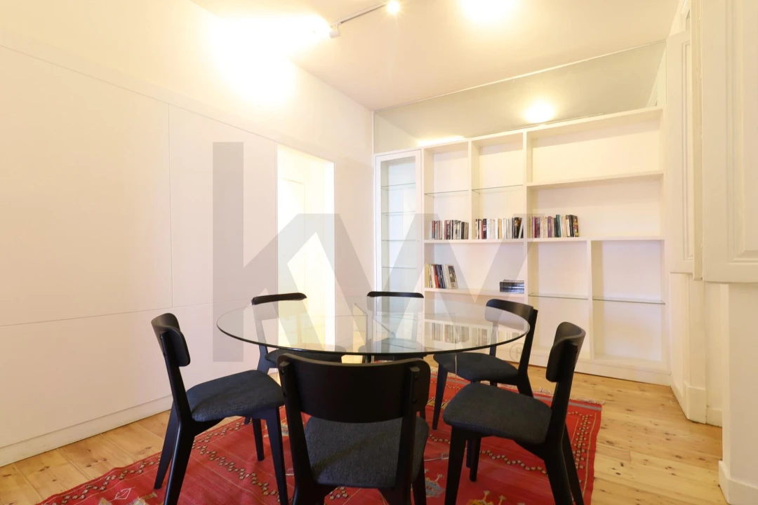 Apartamento T2 para Arrendamento em Misericórdia Foto 10