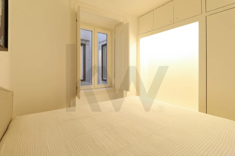 Apartamento T2 para Arrendamento em Misericórdia Foto 16