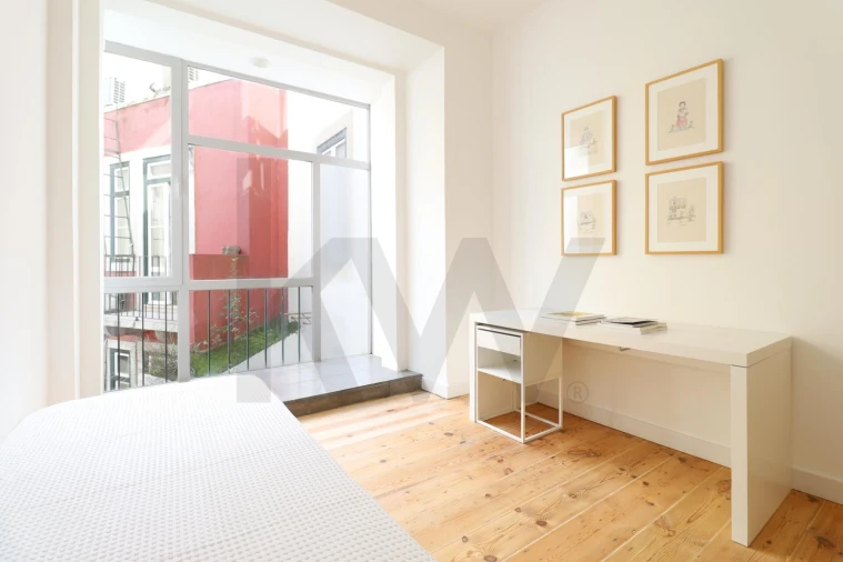 Apartamento T2 para Arrendamento em Misericórdia Foto 30