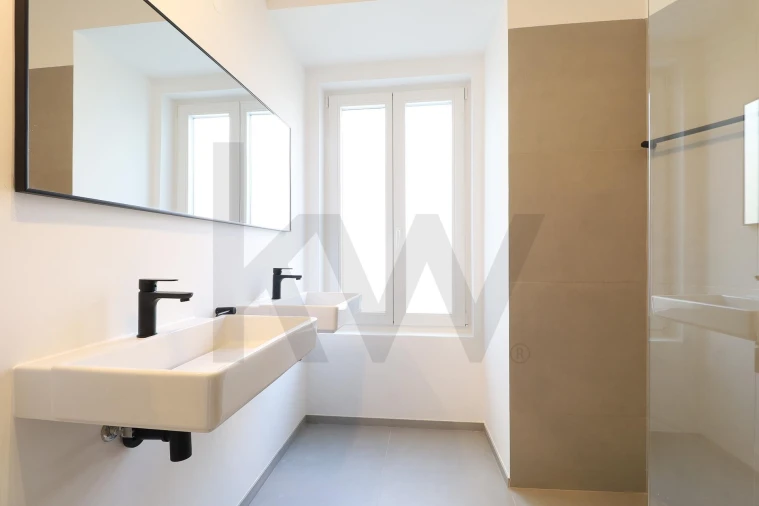 Apartamento T2 para Arrendamento em Misericórdia Foto 25