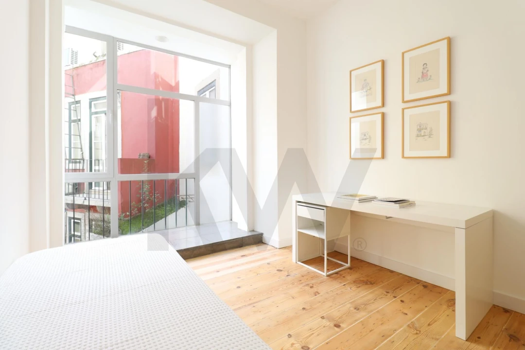 Apartamento T2 para Arrendamento em Misericórdia Foto 30