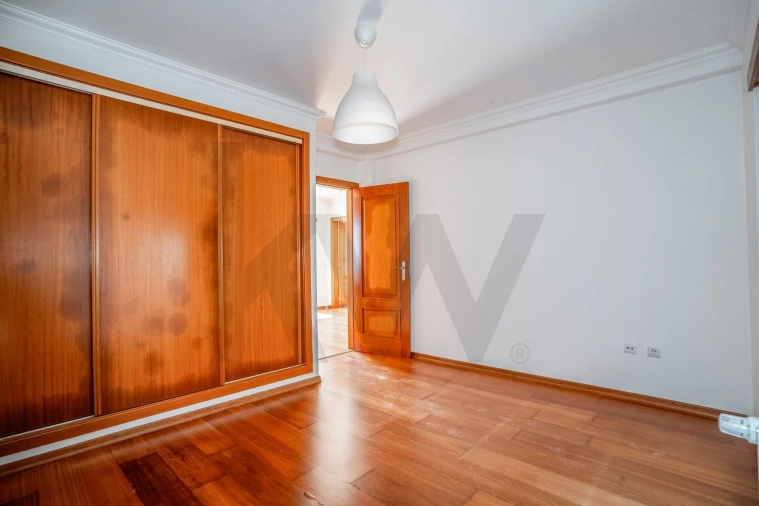 Moradia T3 para Venda em Nadadouro Foto 11