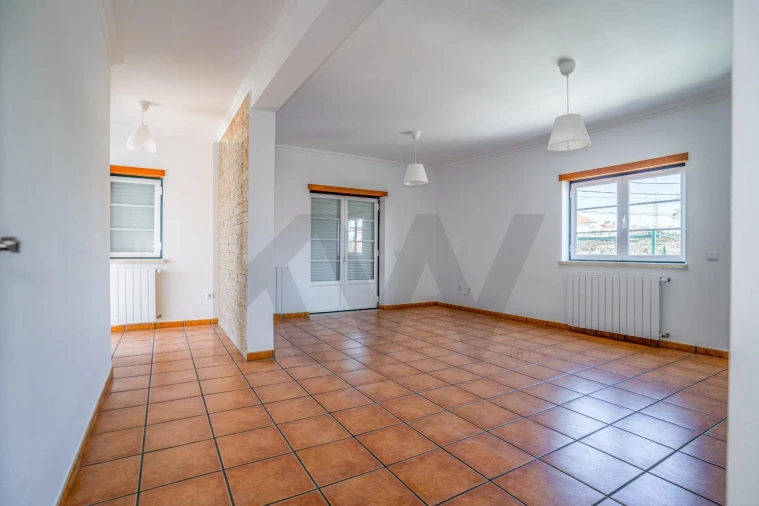 Moradia T3 para Venda em Nadadouro Foto 3