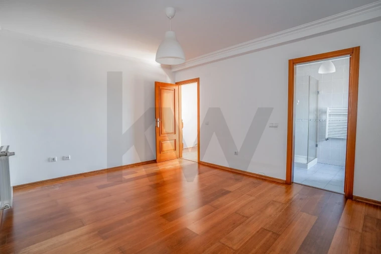 Moradia T3 para Venda em Nadadouro Foto 14