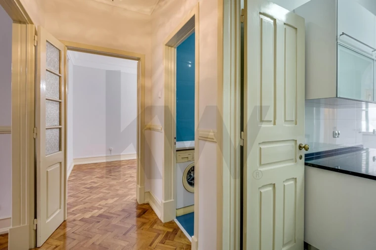 Apartamento T2 para Arrendamento em Arroios Foto 10