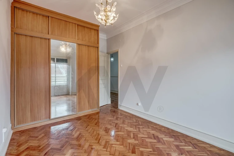 Apartamento T2 para Arrendamento em Arroios Foto 6