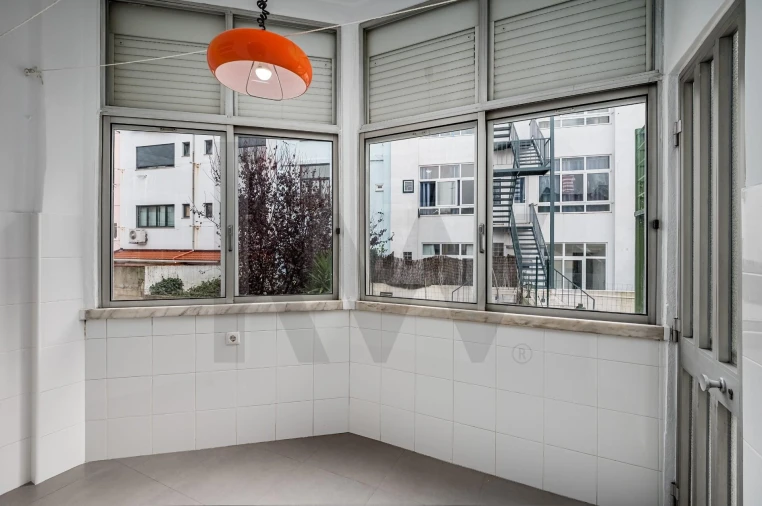 Apartamento T2 para Arrendamento em Arroios Foto 21