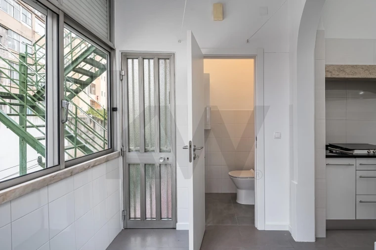 Apartamento T2 para Arrendamento em Arroios Foto 19