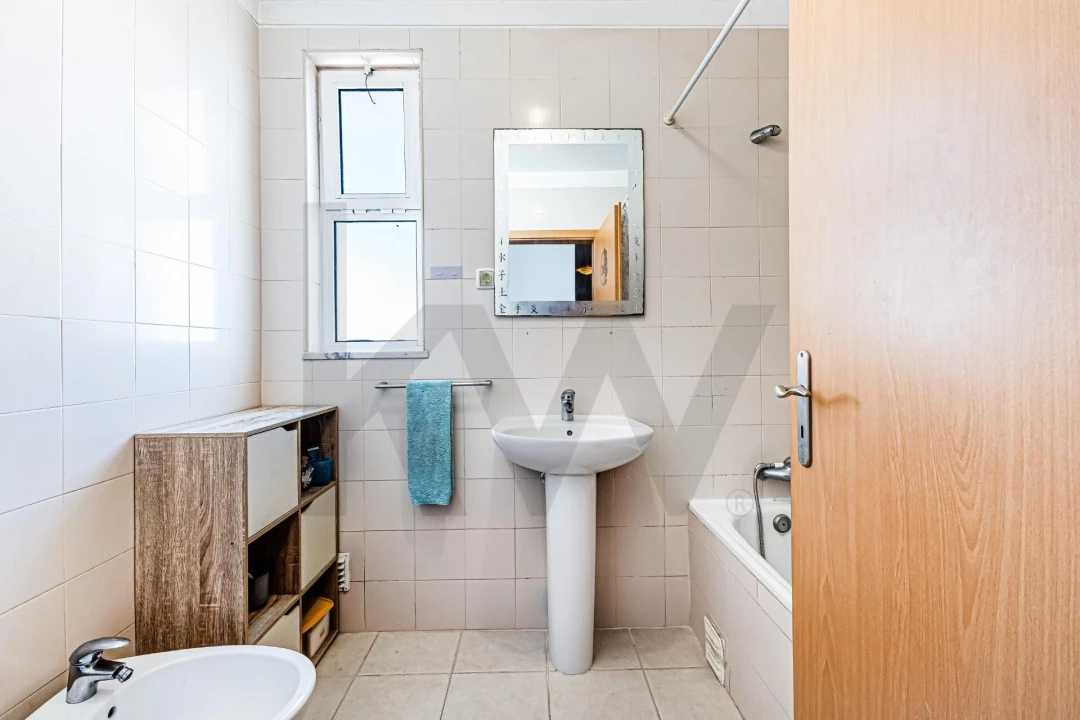 Apartamento T3 para Venda em Portimão Foto 18