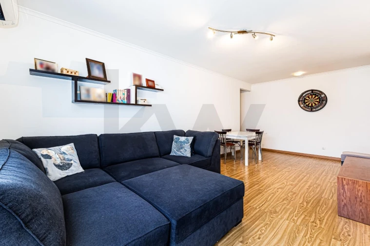 Apartamento T3 para Venda em Portimão Foto 8