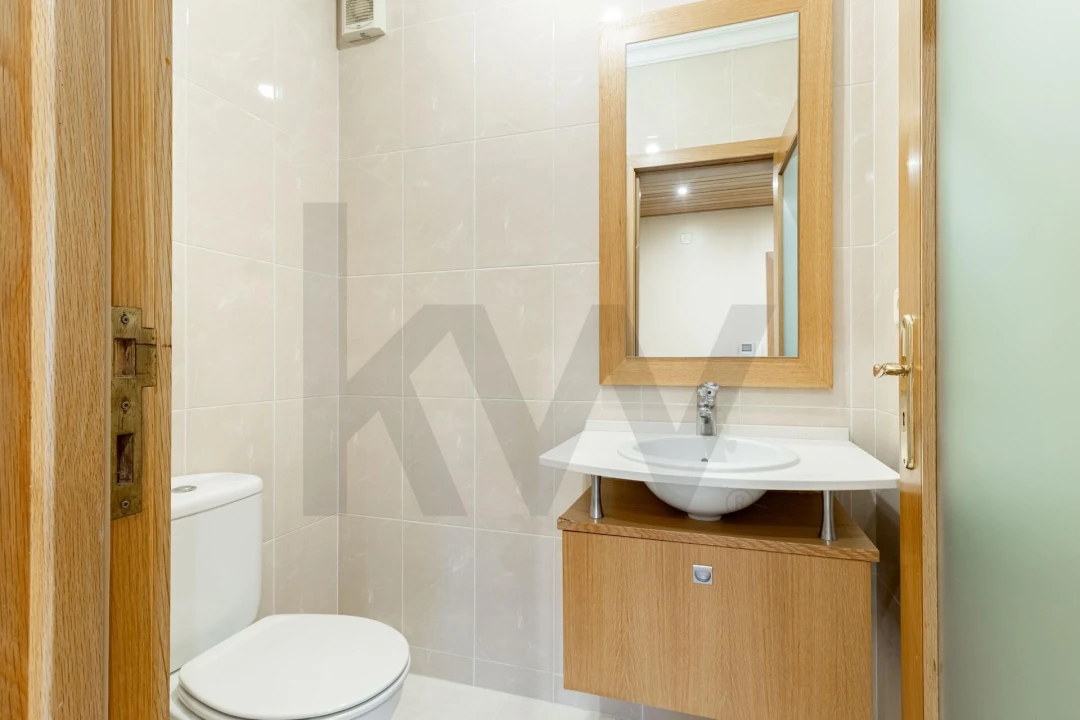 Apartamento T4 para Venda em São João da Madeira Foto 3