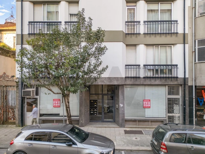 Apartamento T1 para Venda em Cedofeita, Santo Ildefonso, Sé, Miragaia, São Nicolau e Vitória Foto 1