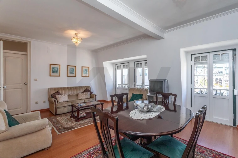 Apartamento T4 para Venda em Arroios Foto 5