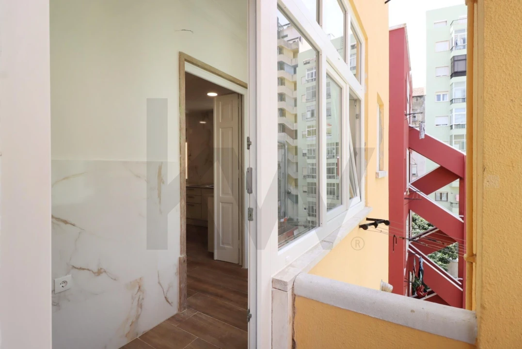 Apartamento T4 para Arrendamento em Areeiro Foto 43