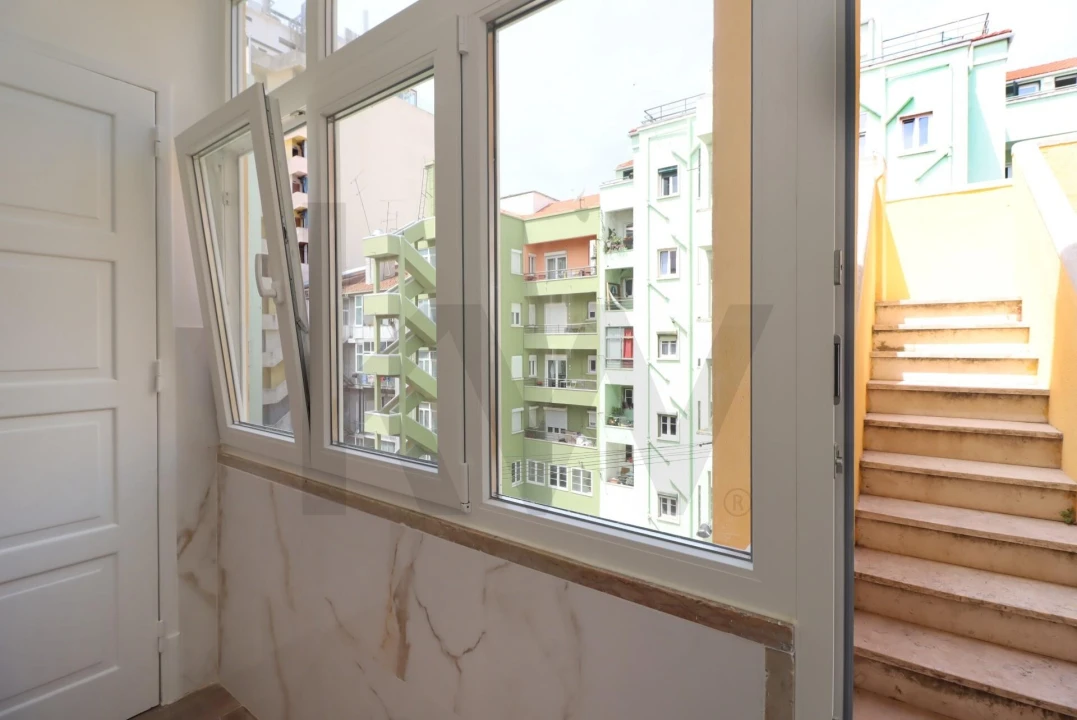 Apartamento T4 para Arrendamento em Areeiro Foto 41