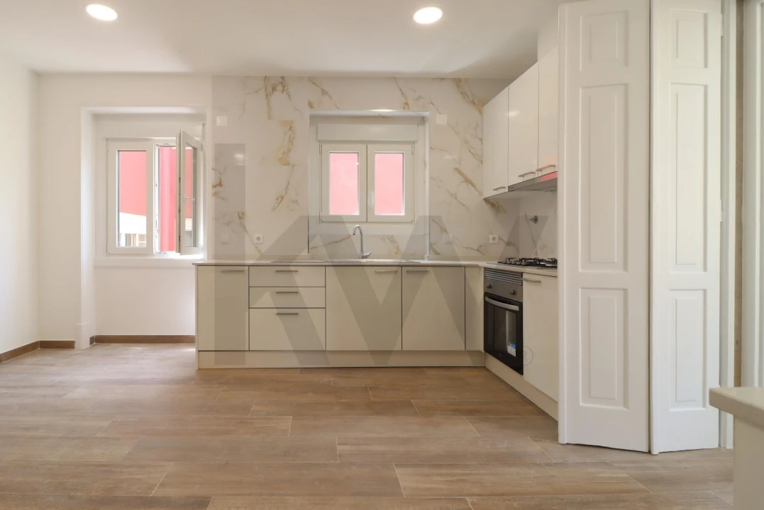 Apartamento T4 para Arrendamento em Areeiro Foto 36