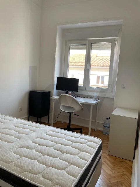 Apartamento T4 para Arrendamento em Areeiro
